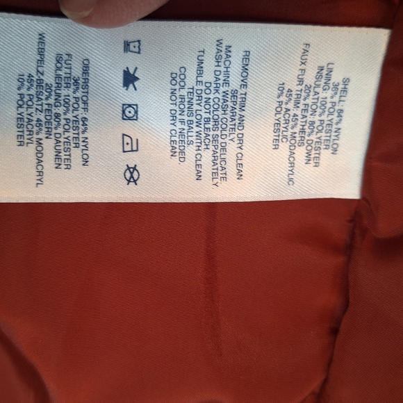 Lands' End Women's Brick Red Puffer Coat with Faux Fur Hood - Picture 7 of 8